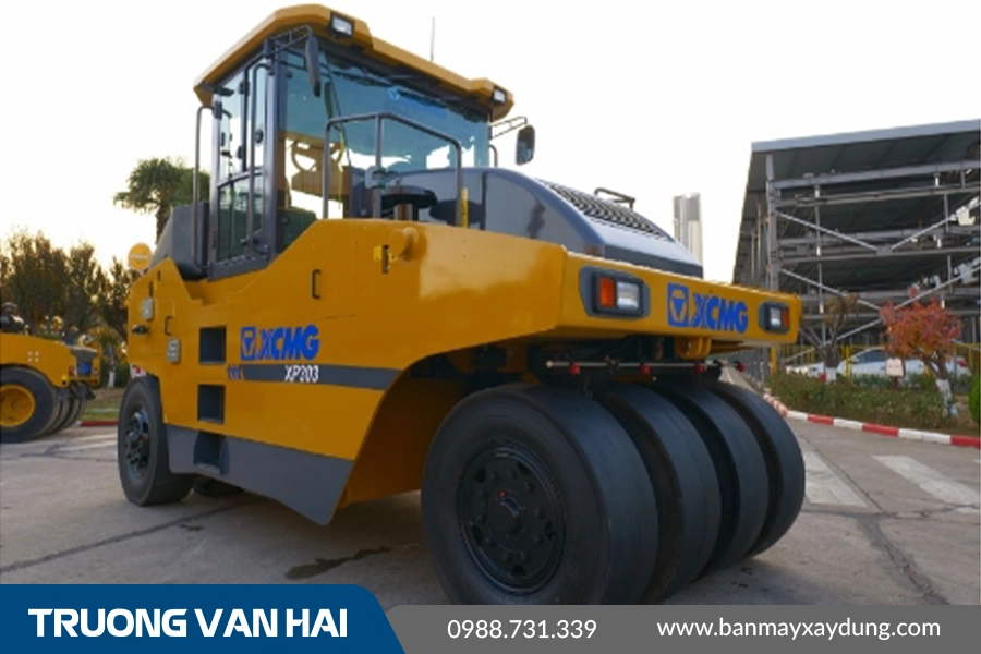 XE LU LỐP XCMG XP303